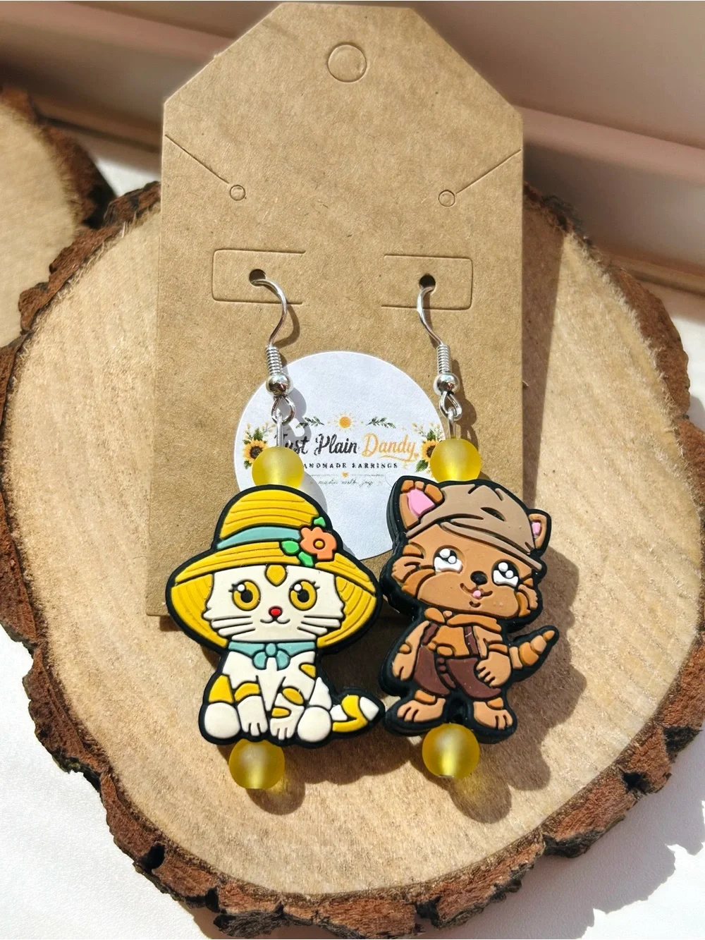 Cute Garden Cat Dangle Earrings Yellow Summer Kitty Earrings - Picture 2 of 3